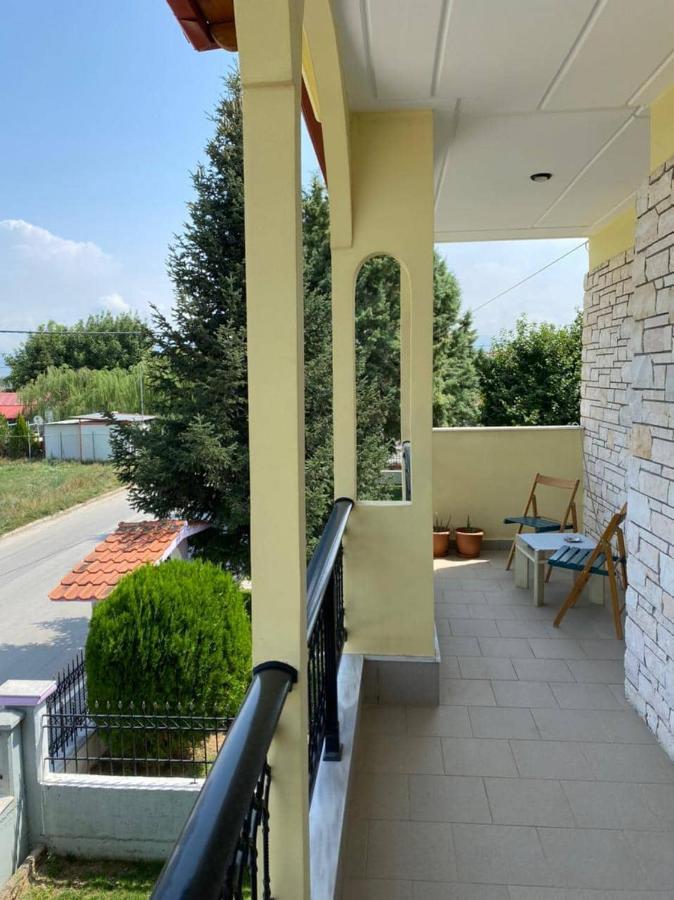 Polys Apartment And Paraskevi Studio With View Ptolemaida Exterior foto