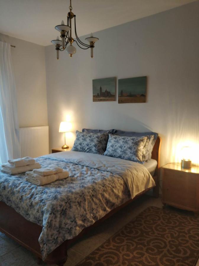 Polys Apartment And Paraskevi Studio With View Ptolemaida Exterior foto