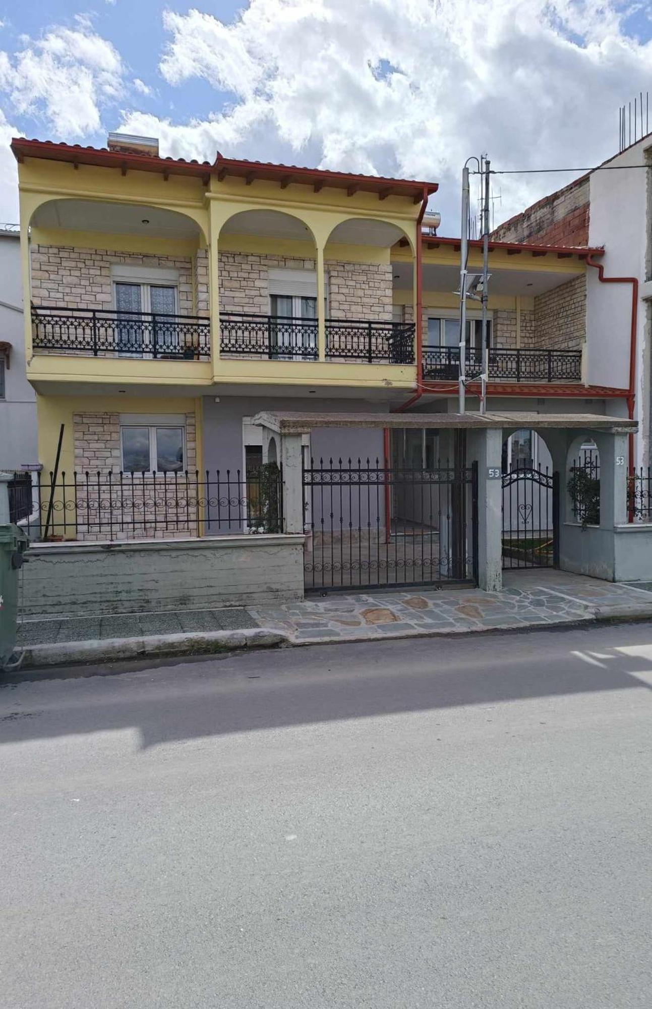 Polys Apartment And Paraskevi Studio With View Ptolemaida Exterior foto